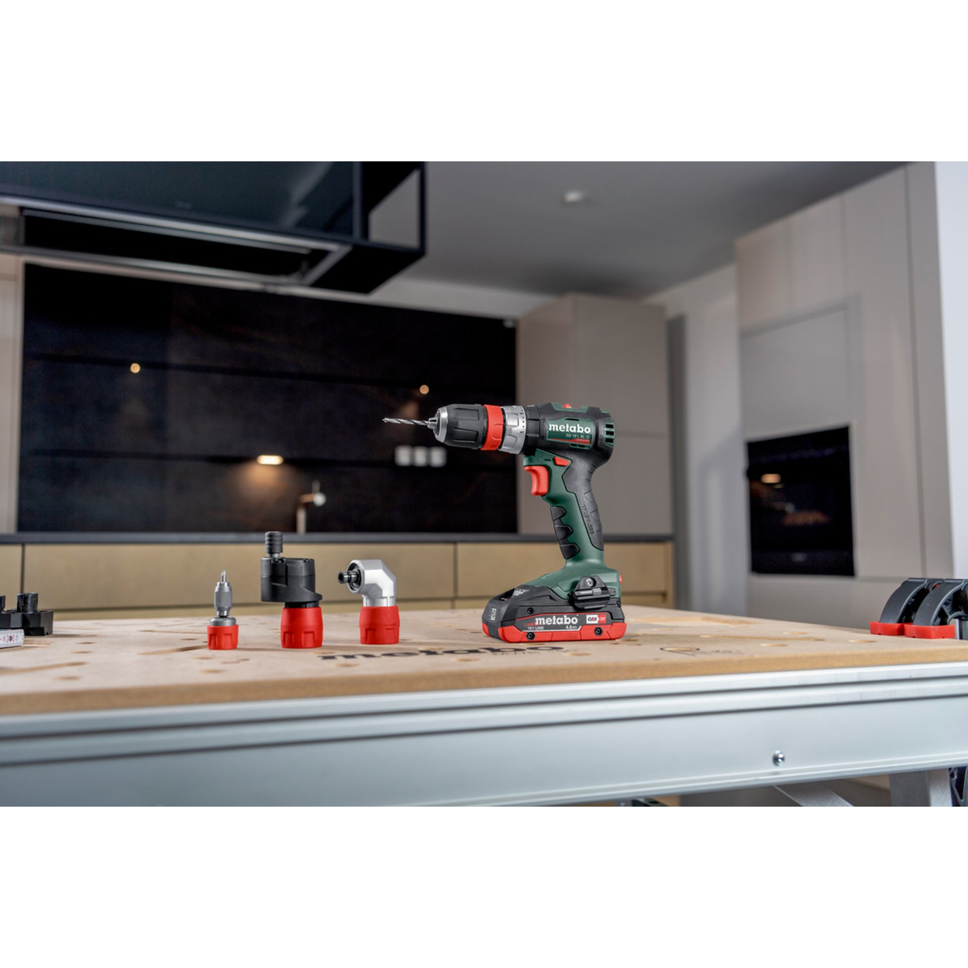 Drinnen, Innenarchitektur, Gerät, Elektrische Bohrmaschine, Werkzeug