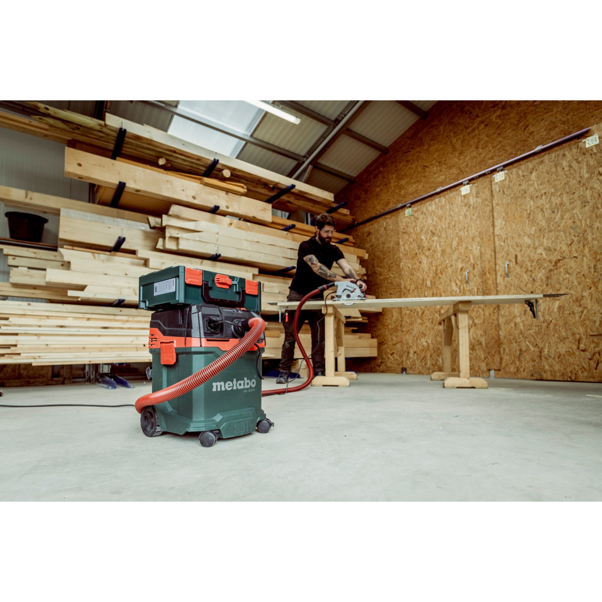 Innenarchitektur, Holz, Erwachsener, Mann, Person