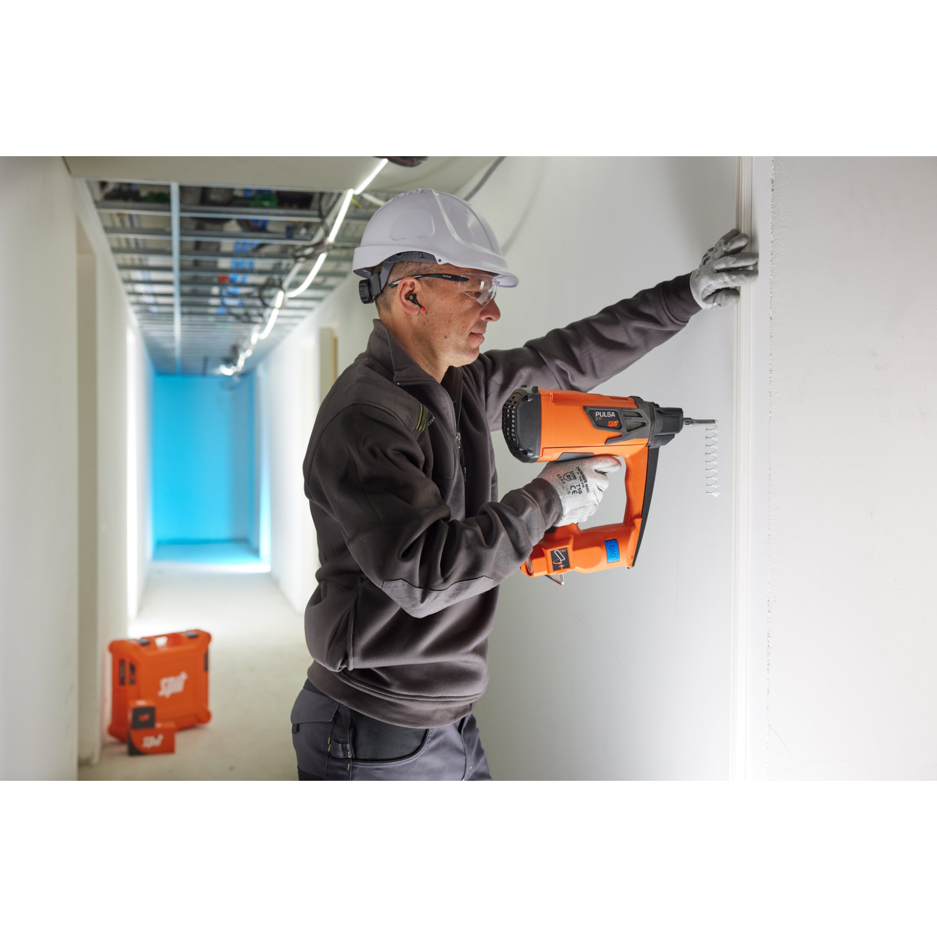 Person, Arbeiter, Gerät, Elektrische Bohrmaschine, Werkzeug