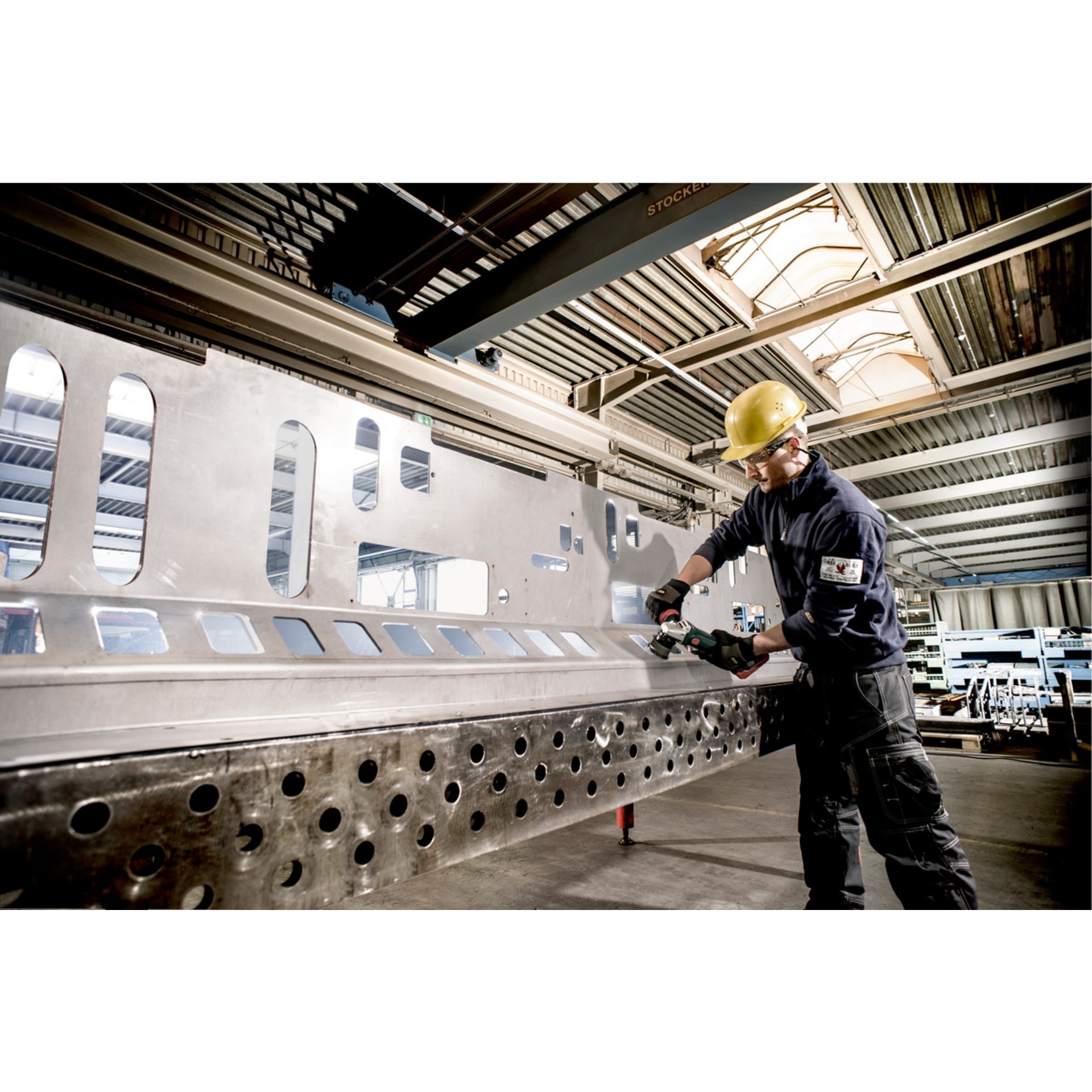 Person, Arbeiter, Schutzhelm, Helm, Handschuh