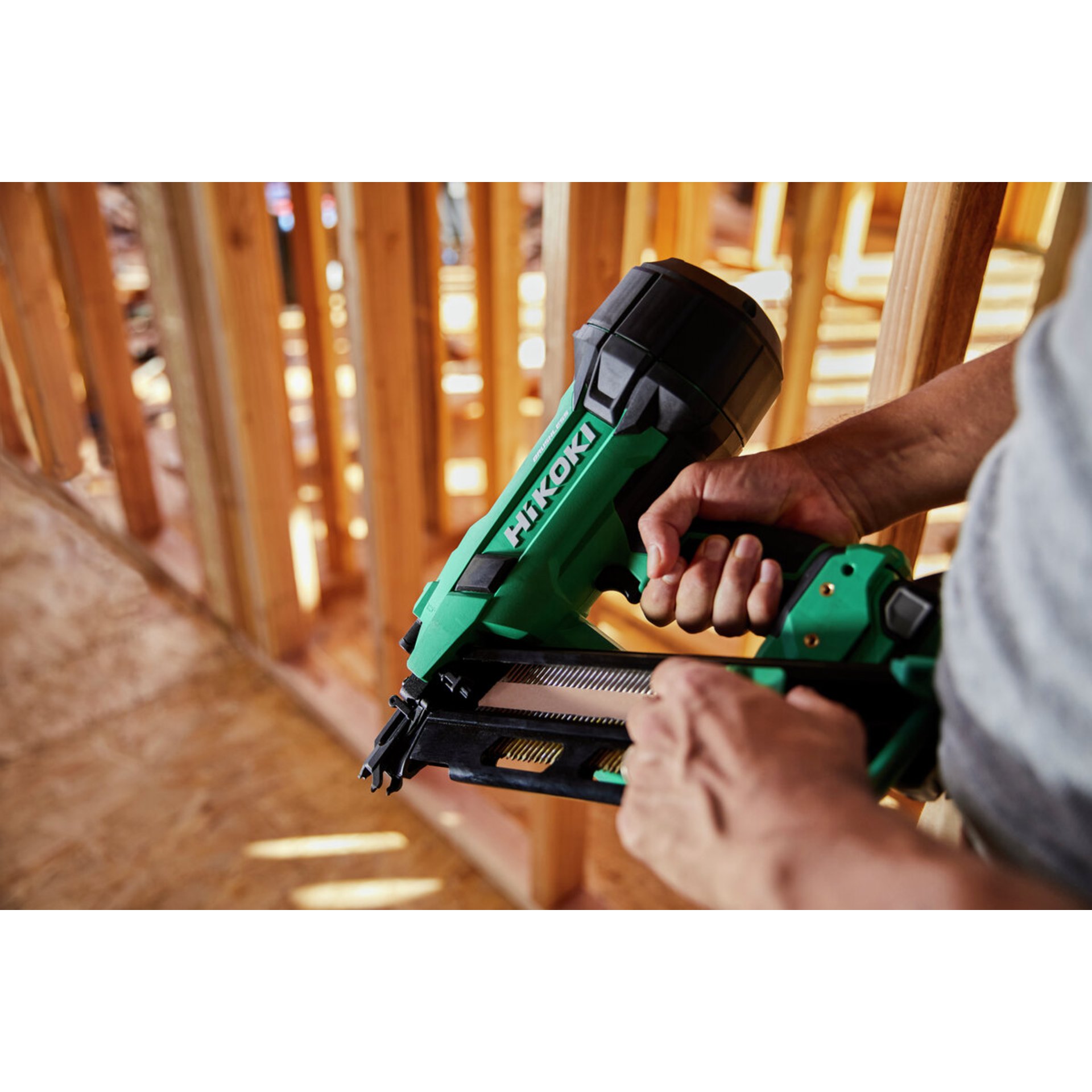 Drinnen, Innenarchitektur, Elektrische Bohrmaschine, Werkzeug, Holz