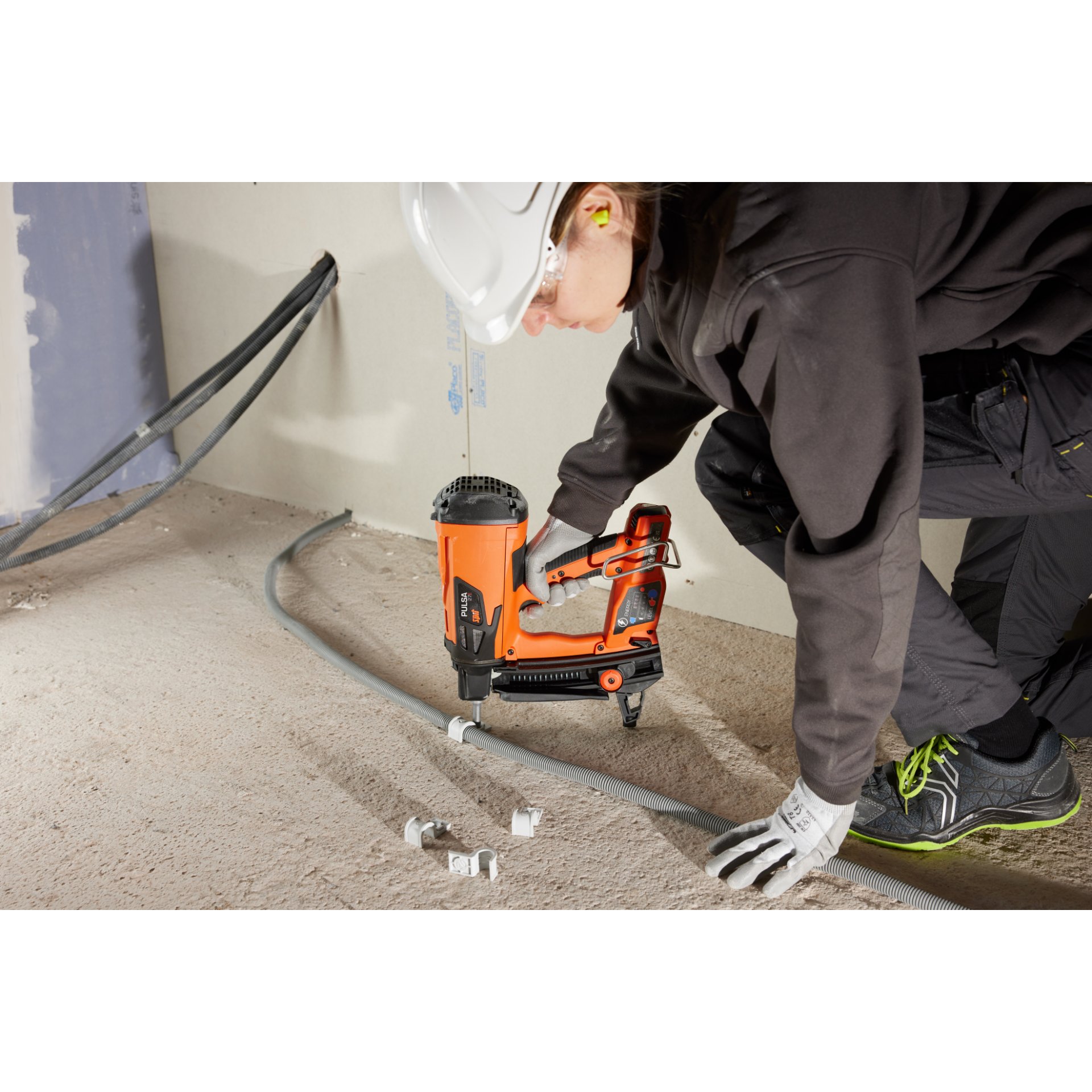 Gerät, Elektrische Bohrmaschine, Werkzeug