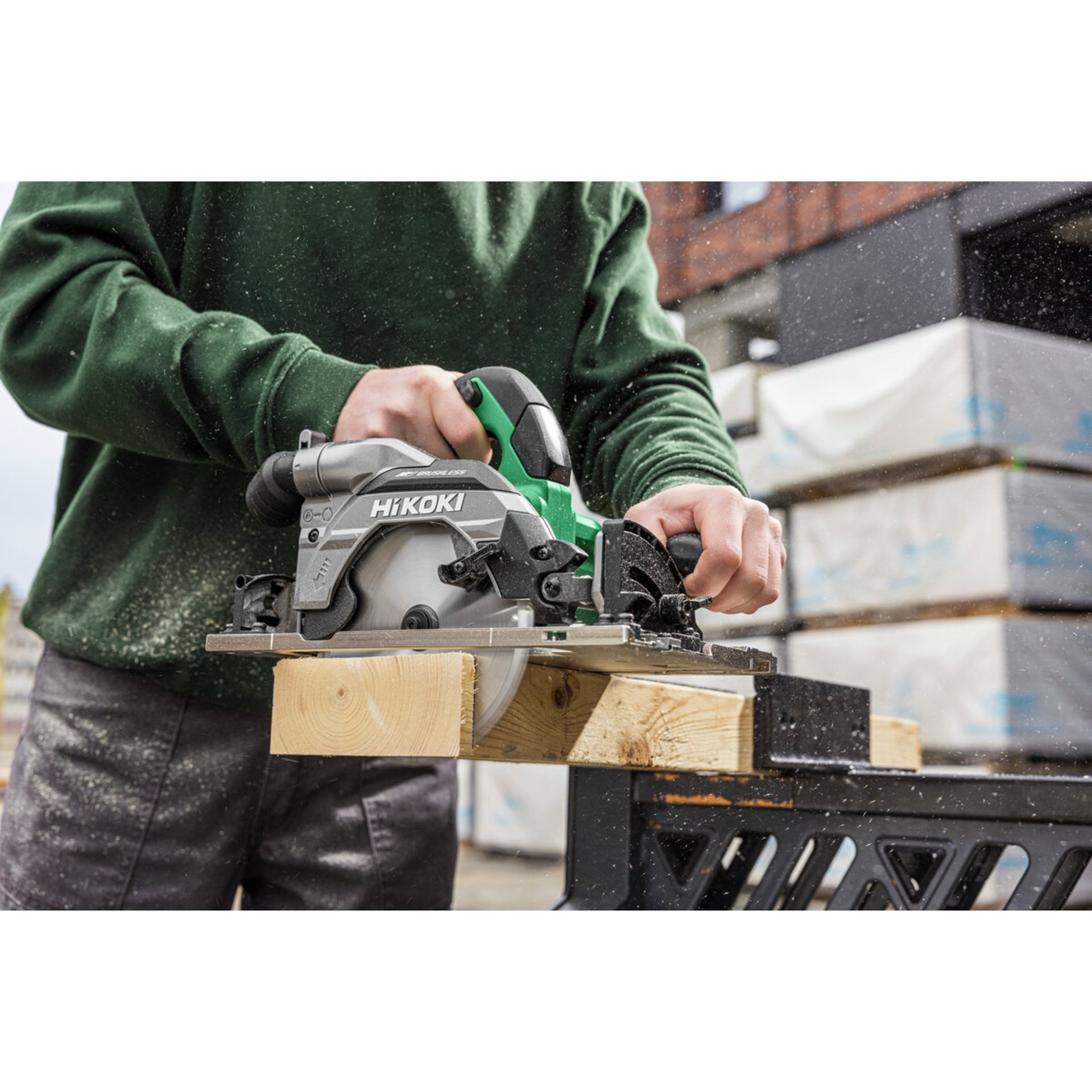 Person, Holzbearbeitung