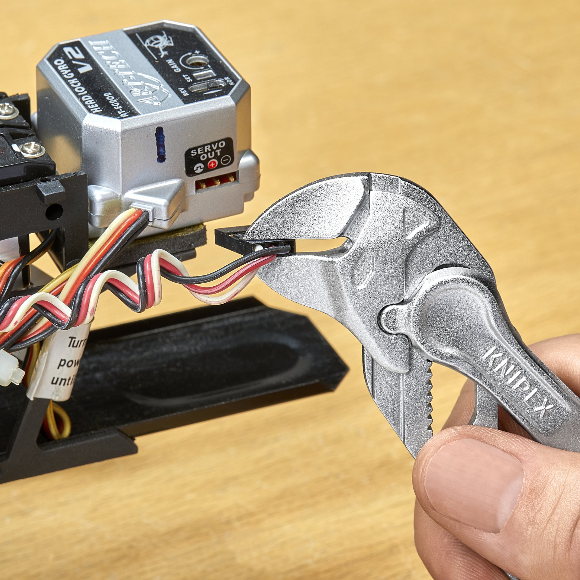 Elektronik, Hardware
